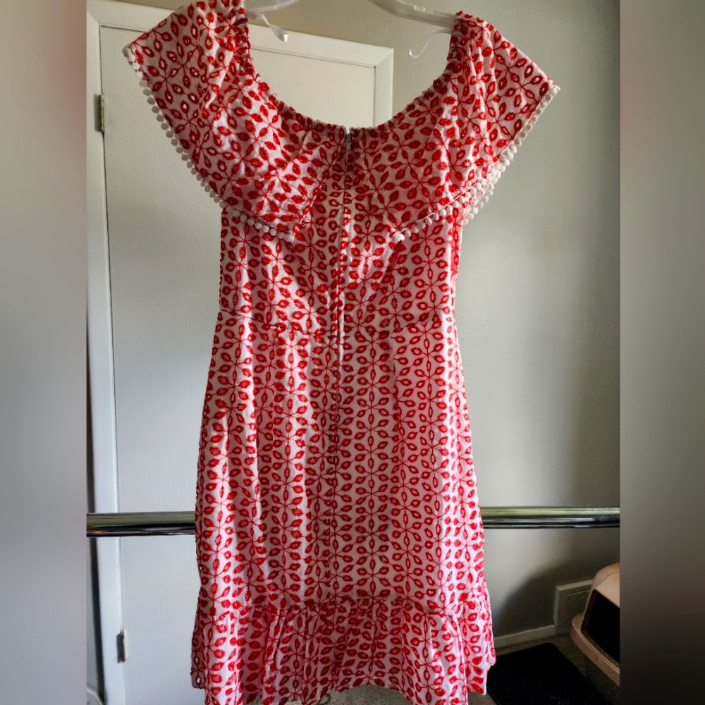 Dress - Picture 2 of 2
